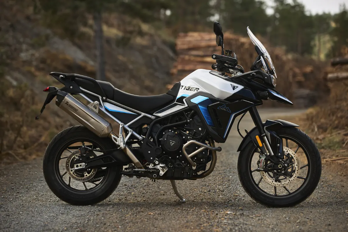 Triumph Mega Porto Velho anuncia Tiger 900 GT e Scrambler 400 XC seminovas