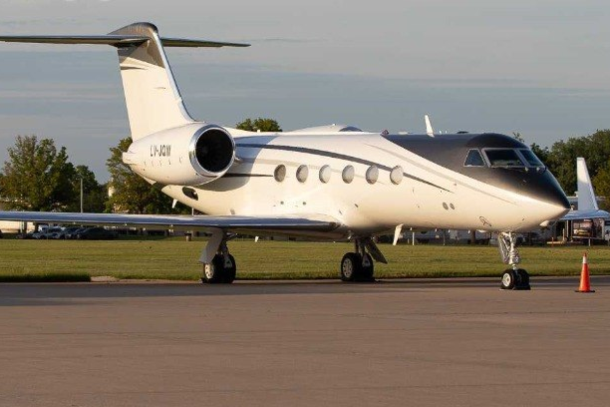 Conheça o Gulfstream G400 usado em voo de Flávio Bolsonaro; jato pode valer mais de R$ 35 milhões