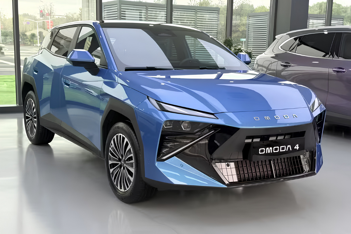 Omoda 4 híbrido chega ao Brasil em 2027 para disputar mercado com T-Cross e Creta