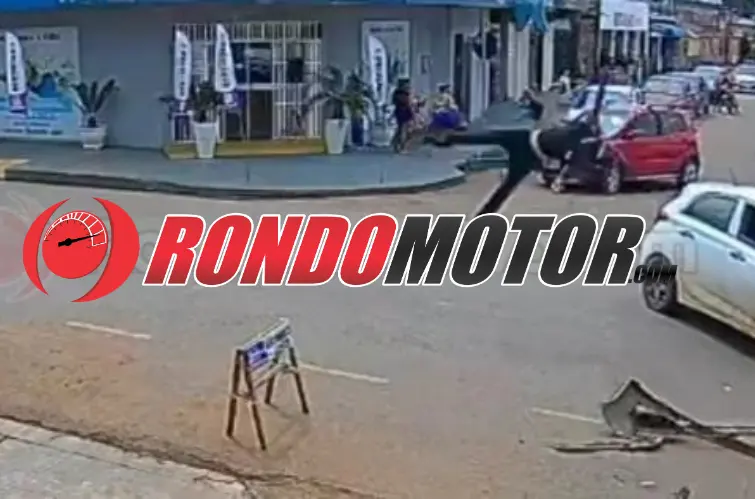 VÍDEO: Motociclista é arremessado sobre carro após colisão em Porto Velho