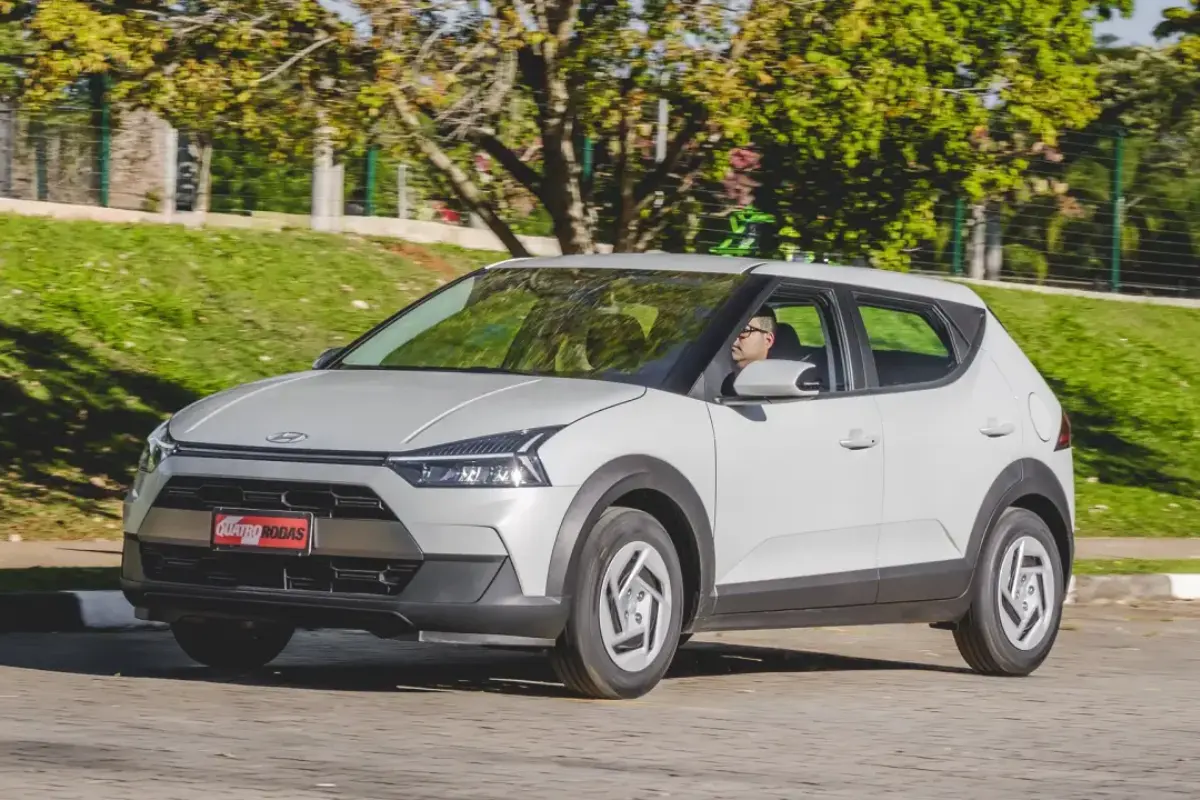 Hyundai i20 Comfort estreia por menos de R$ 100 mil e mira consumidores do HB20 com foco no custo-benefício