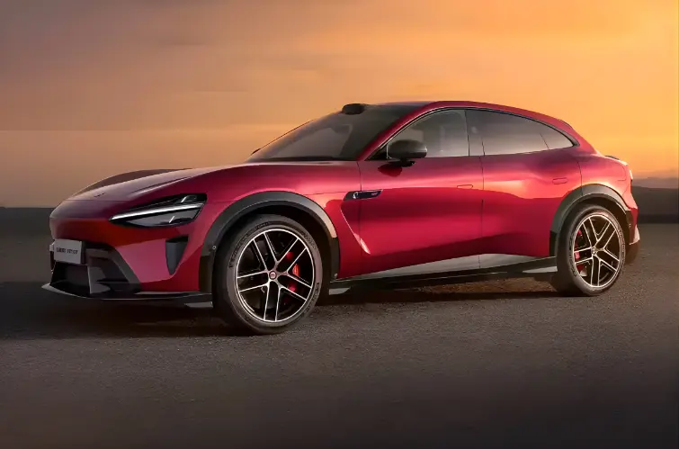 Xiaomi YU7 GT surge com 990 cv e visual esportivo para rivalizar com SUVs de luxo