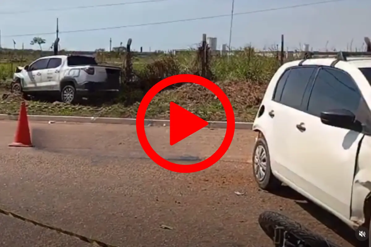 Colisão entre dois carros e motocicleta deixa três feridos na Estrada dos Japoneses, em Porto Velho