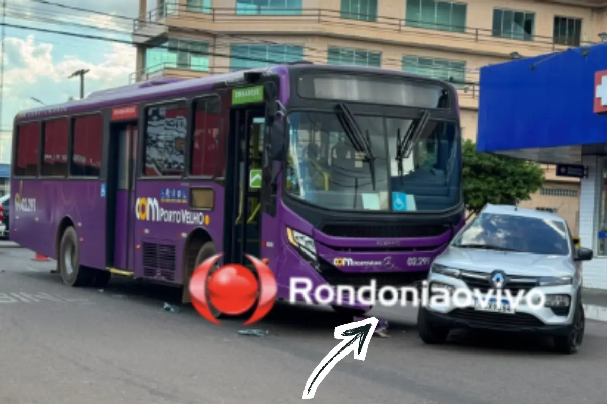 Ônibus arrasta carro após colisão em cruzamento no Centro de Porto Velho