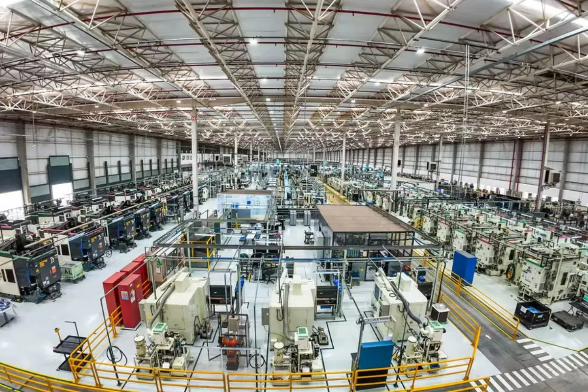 Toyota reabre fábrica de motores em Porto Feliz um ano após tempestade