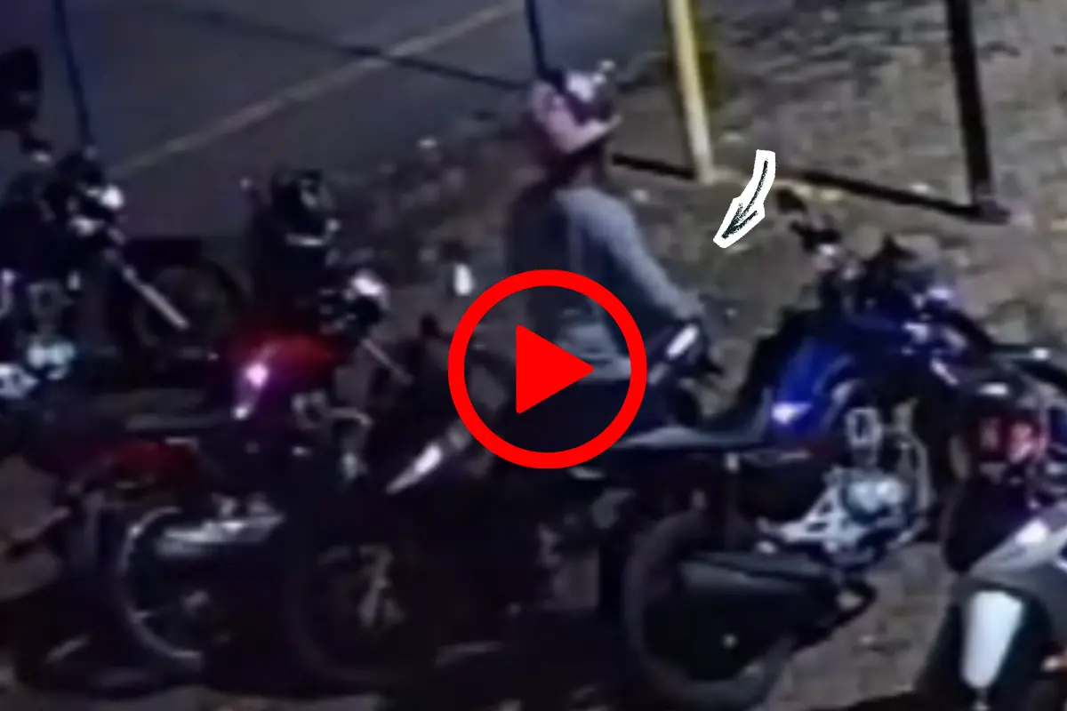 Vídeo mostra ladrões furtando moto no estacionamento de faculdade