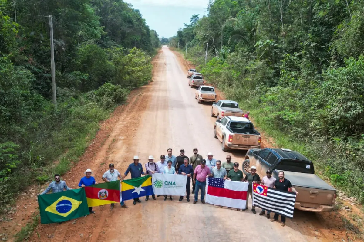 Missão percorre BR-319 entre Porto Velho e Manaus para mostrar realidade da rodovia