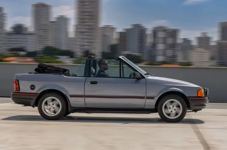 Ford Escort XR3 era sonho de todo playboy e até Ayrton Senna teve um