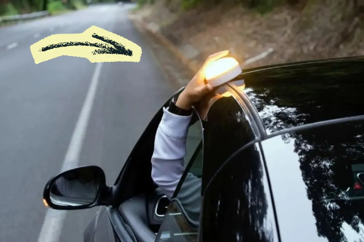 Triângulo do carro começa a ser trocado por luz de emergência