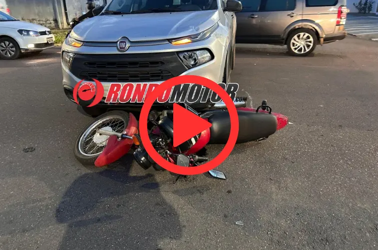 Mulher fica ferida após Fiat Toro avançar preferencial e passar por cima de moto em Porto Velho