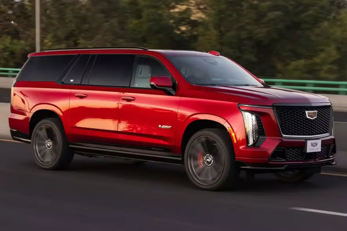 GM busca mudança nas regras para trazer Escalade, Tahoe, Suburban e GMC ao Brasil