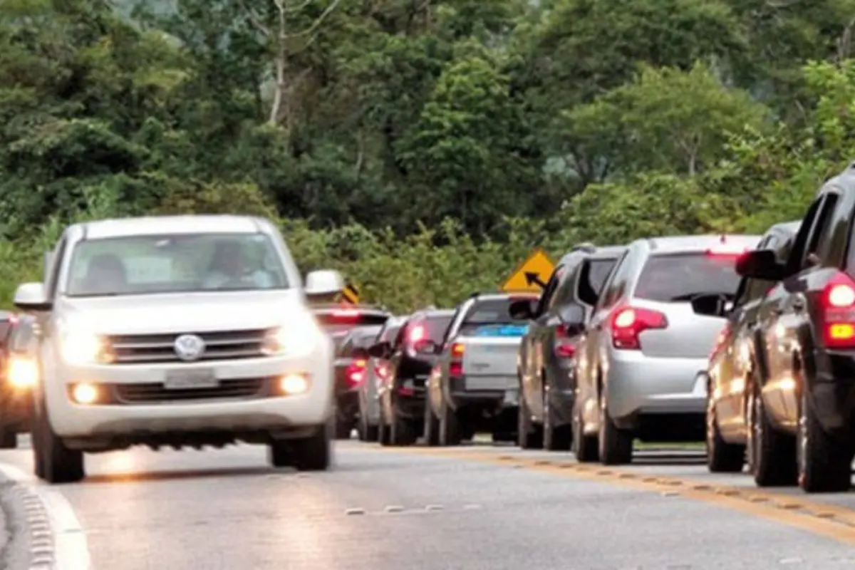 Seis itens que o motorista deve revisar no carro antes de pegar a estrada no feriado