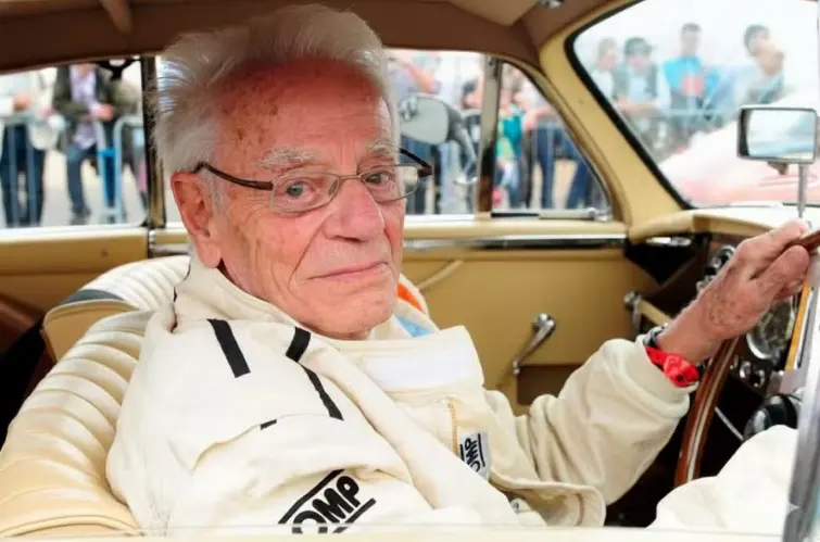 Piloto vivo mais velho a ter corrido na Fórmula 1 é brasileiro e acaba de completar 100 anos