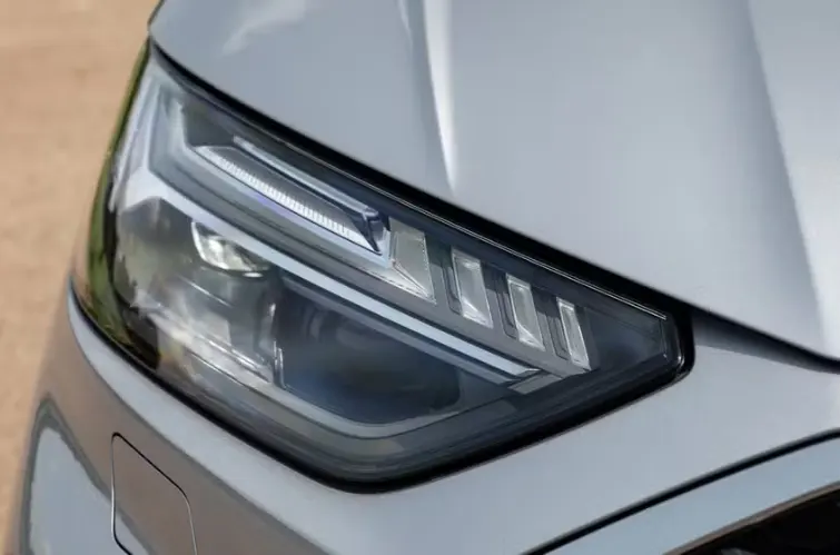 Farol de R$ 50 mil e retrovisor de R$ 19 mil: conheça as peças de carros mais caras do Brasil