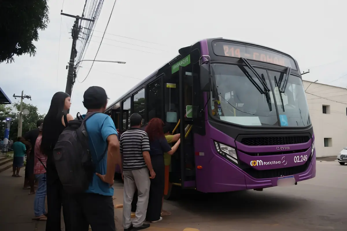 Mulheres e idosos podem pedir para descer fora do ponto após as 22h em Porto Velho