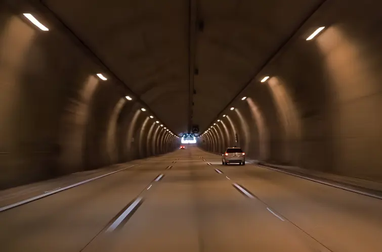 Conheça os 5 maiores túneis rodoviários do Brasil