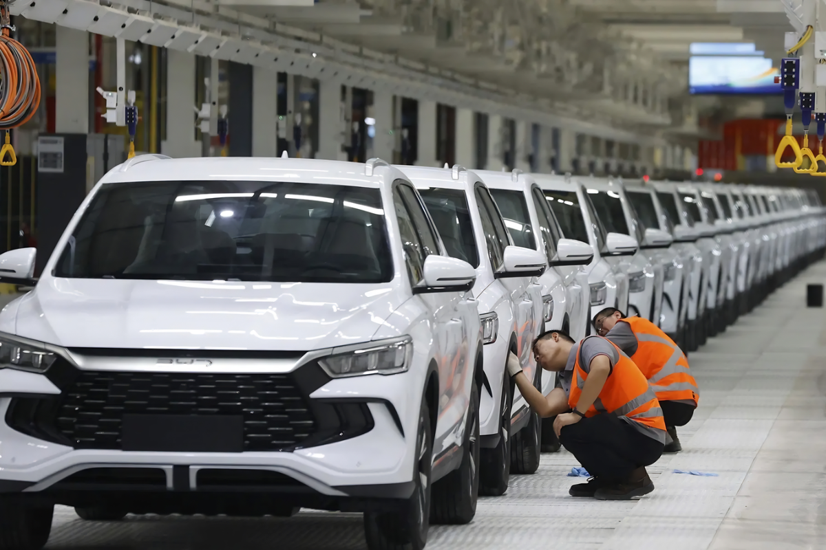 EUA proíbem entrada de carros da BYD em base militar no Japão por temor de espionagem
