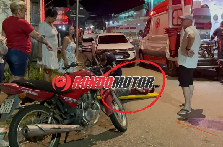 Motociclista de 23 anos fica ferido após bater em carro na Jatuarana