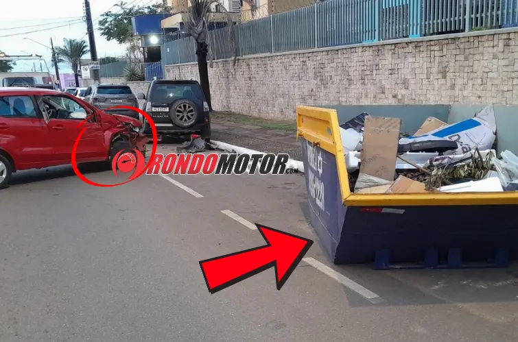Motorista foge após bater em carro e caçamba de entulhos na Rio Madeira