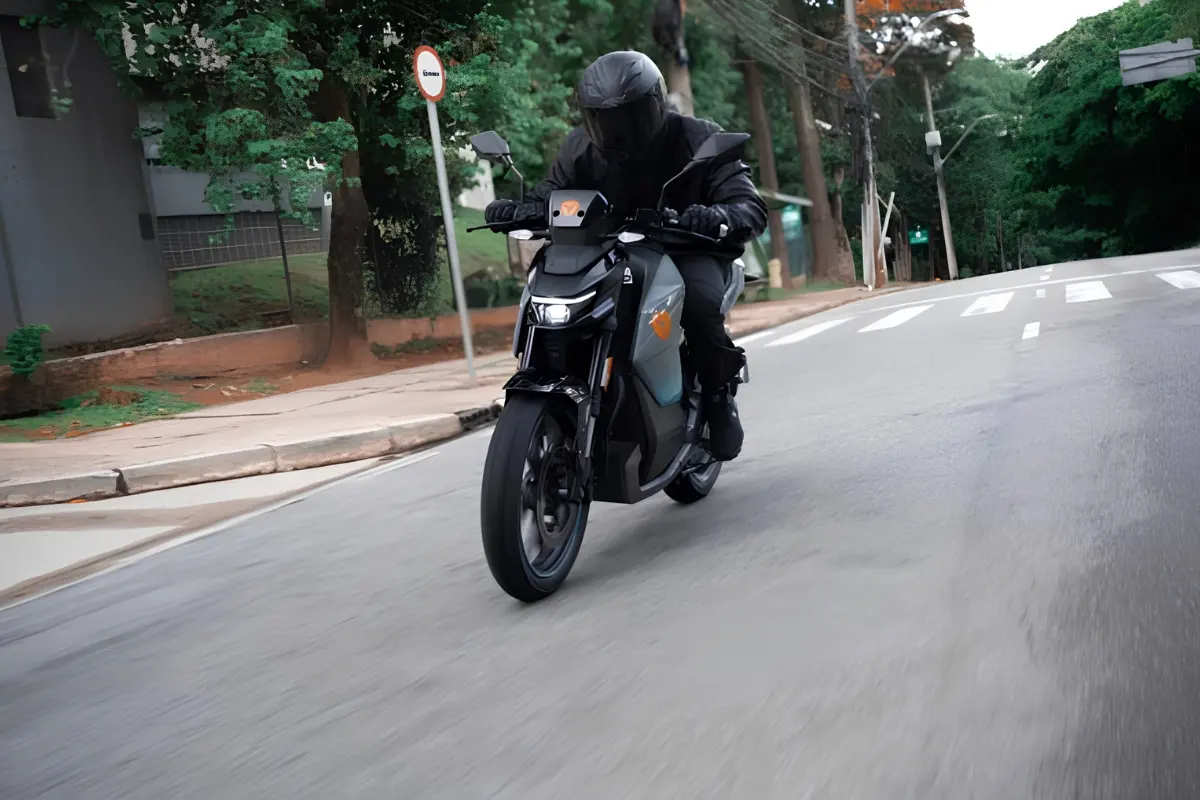 Motos elétricas crescem 47% no Brasil e começam a conquistar novos consumidores