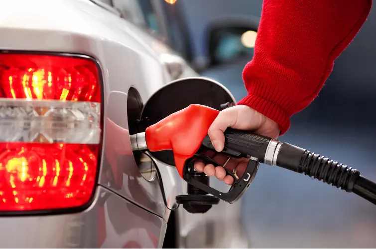 Gasolina, etanol e diesel: entenda por que combustíveis não são puros no Brasil