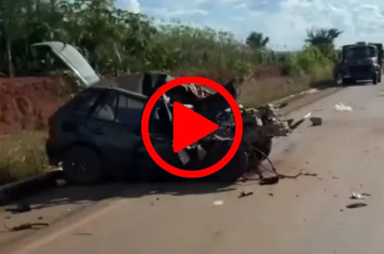 Colisão frontal deixa motorista preso às ferragens em Corumbiara 