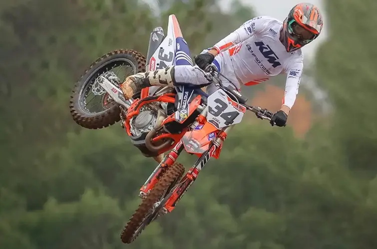 Agro Cross promete grandes disputas, pilotos de várias categorias e emoção sobre duas rodas em Cerejeiras